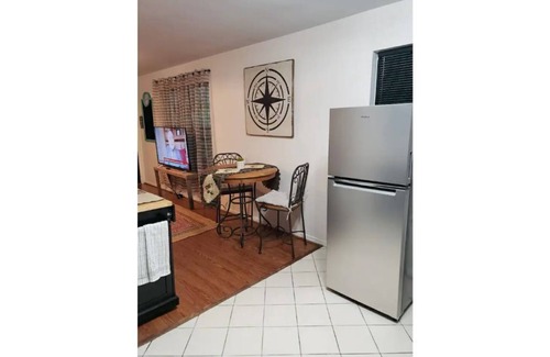 Rocky Grove Condo | Lovely waterfront condo, at a Nat'l Park entrance