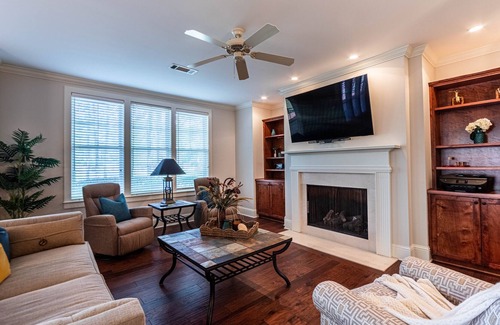 Lake Oconee Condo | Lovely Wooded 2BR Condo Overlooking the Oconee Course