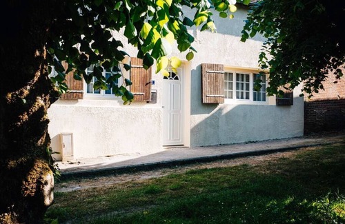 Moulins-la-Marche House | Loveroom Du Perche: house with balneo