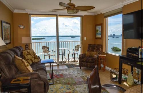 Fort Myers Beach Apartment | Lovers Key Resort Suite 10 - Majestic Bay Views