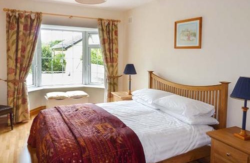 Kilkenny House | Lovers' Lodge