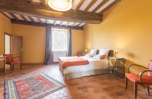 Ivry-en-Montagne Other | LOVERS OF "THE CHIC COUNTRYSIDE"- AN 18TH CENT INN IN BURGUNDY