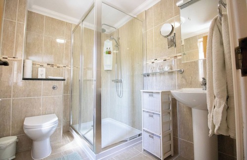 Cosheston House | Lovesgrove Country Guest House