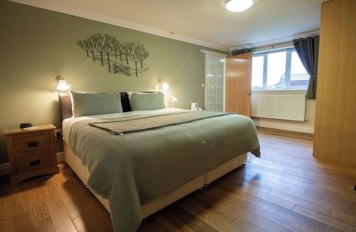 Cosheston House | Lovesgrove Country Guest House