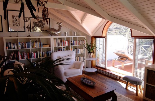 La Calera House | lovingly furnished holiday home with pool and sea view
