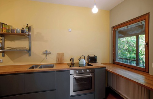 Eigenheimsiedlung House | Lovingly renovated 60s bungalow in the Vienna Woods near Vienna