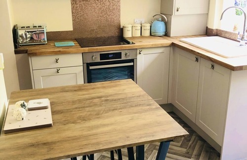 Ingleton Cottage | Lovingly Renovated Cosy Dog Friendly Cottage in the heart of Ingleton