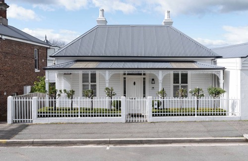 East Launceston House | Lovingly Restored Classic
