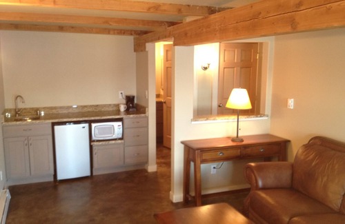 Chelan Cabin | Low Bank Waterfront Cabin on Lake Chelan