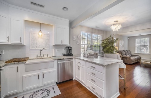 Charleston House | Low Country Escape near Folly Beach & Downtown Charleston