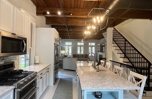 Habersham House | Low Country Stay in Habersham