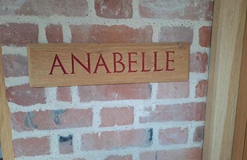 Woodbridge House | Low Farm Barn, a family and dog friendly haven