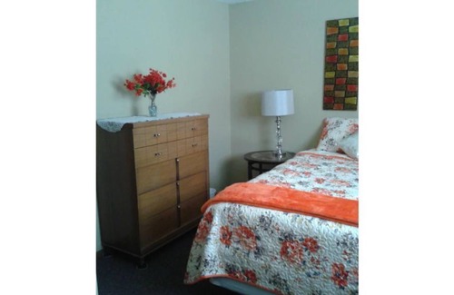 Nevada - Lidgerwood Apartment | Low Monthly Rates - Home Away from Home - Cozy and Comfortable