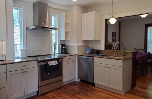 Northampton House | Low-scent, historic, well-located, downtown house