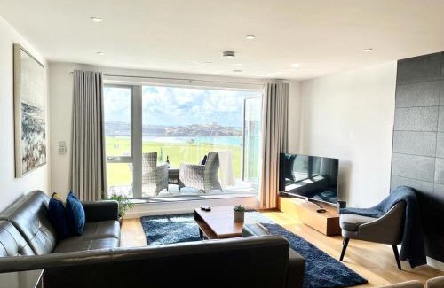 Lusty Glaze Apartment | Lowen, 1 Lusty glaze, Newquay, Cornwall