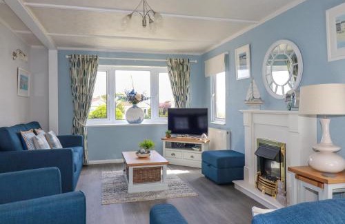 Padstow House | Lowen Lodge