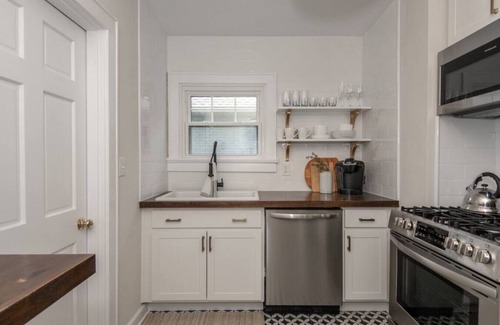Mariemont Apartment | Lower Cambridge · Cozy Cambridge
