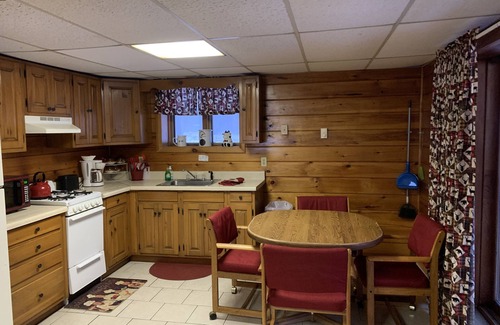 Chestertown Cabin | Lower Chalet, Gore Mountain Skiing, Pool/AC/Woodstove, Cozy Cabin, Loon Lake.