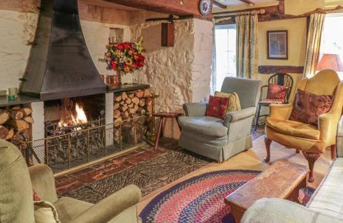 Trefeglwys House | Lower Dolgenau- The Cottage
