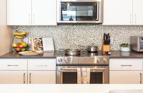 Lower Greenville House | Lower Greenville Gallery