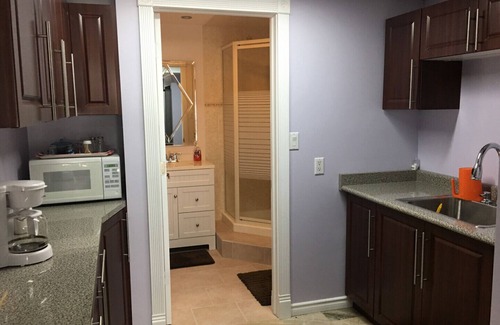 Kirkfield House | LOWER LEVEL COTTAGE/HOME ON CANAL LAKE FOR RENT