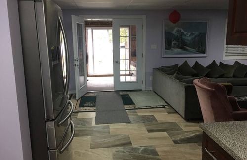Kirkfield House | LOWER LEVEL COTTAGE/HOME ON CANAL LAKE FOR RENT