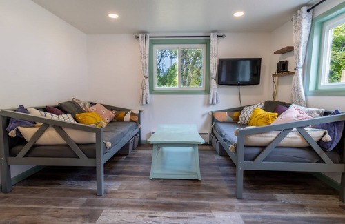 Northport Apartment | Lower level Duplex in Town in Northport