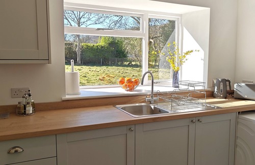 Llangynidr House | Lower Lock Cottage - Two Bedroom House, Sleeps 4