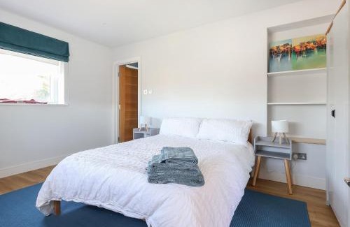 Inchbrook Apartment | Lower Mount Orchard