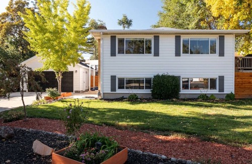 Murray House | Lower Murray Cottonwood Circle - Close to Skiing!