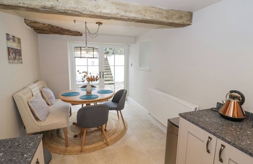Winchcombe Cottage | LOWER PACK HORSE COTTAGE, family friendly in Winchcombe