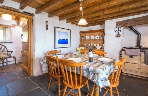 St Brides Cottage | Lower Porthmawr, Holiday Cottage Whitesands Bay, near St Davids, Sleeps 5, 2 bedrooms, bathrooms