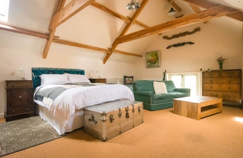 Crewkerne Bed & Breakfast | Lower Severalls Farmhouse