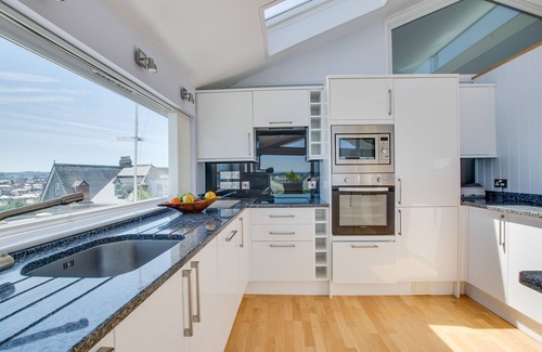 Chysauster House | Lower Trenarthan - Two Bedroom House, Sleeps 4