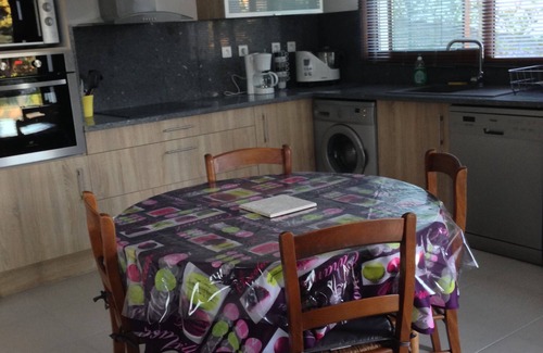 Molini Apartment | Lower villa, 1.7 km from Agosta beach, air-conditioned BBQ, terrace & private parking