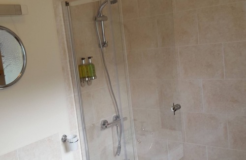 Worlington Bed & Breakfast | Lowerfield House