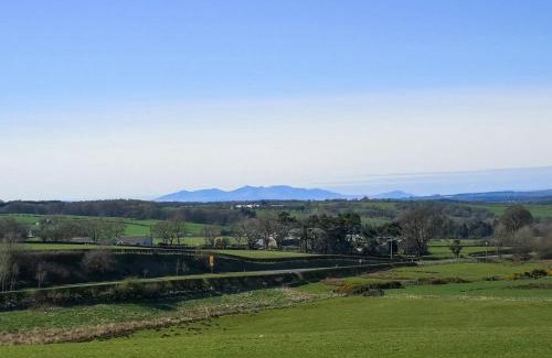 Cumnock House | Lowesmuir Cottage