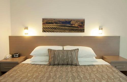 Bookpurnong Hotel | Loxton Community Hotel Motel