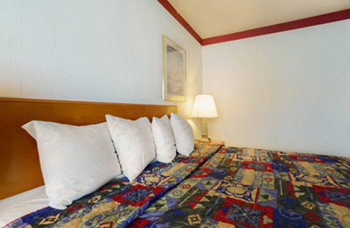 Maryville Hotel | Loyalty Inn Maryville