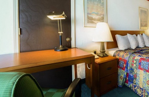 Maryville Hotel | Loyalty Inn Maryville