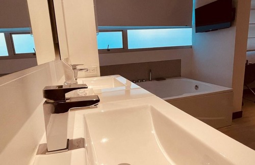 Astorga Hotel | Loyds Hotel