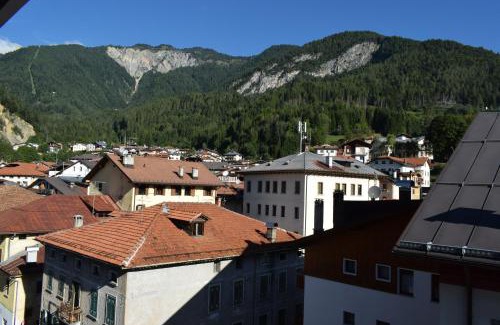 Lozzo di Cadore Apartment | Lozzo di Cadore - Dolomiti - Piazza IV novembre