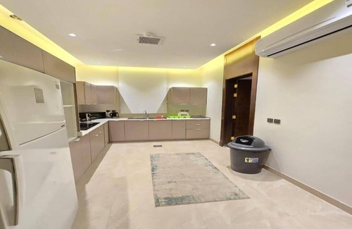 Riyadh Apartment | LP50.1 - Luxurious 3BR Apartment in Alyasmin