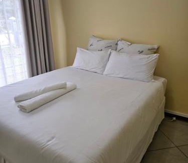 Summerstrand Bed & Breakfast | LPM Guests BV