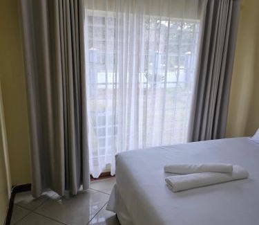 Summerstrand Bed & Breakfast | LPM Guests BV