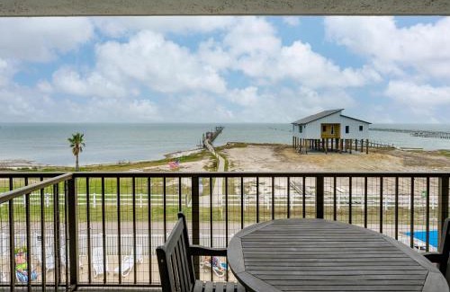 Rockport Apartment | LR 309 - Ms, Annies Oasis