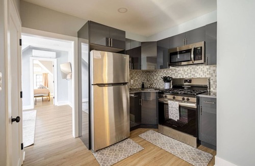 Black Rock Historic District Apartment | Lrg 2 Bedroom apart in BlackRock