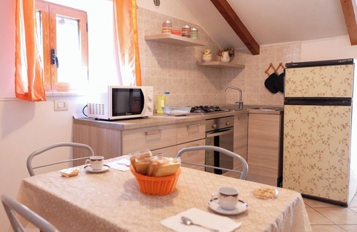 Erchie Apartment | Luana Apartment - Gialu Holiday House
