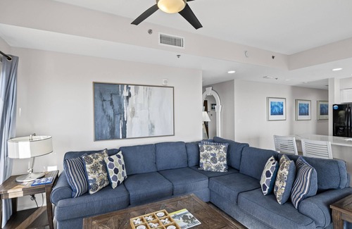 Four Mile Village Condo | Luau *19th Floor* 3 Bedroom Condo w/Golf Cart at Sandestin Golf & Beach Resort!