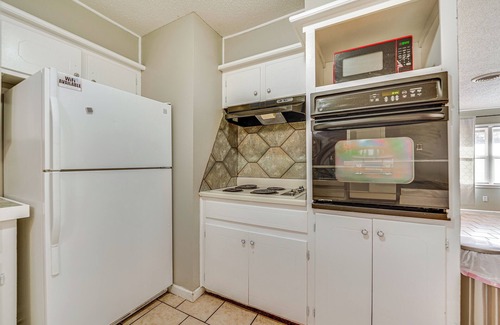 North by Northwest House | Lubbock Home: 3 Mi to Texas Tech!
